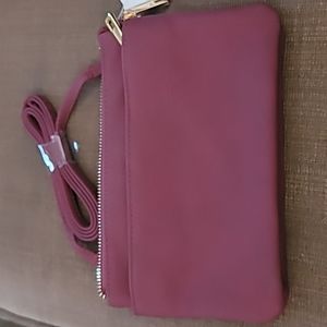 NWT APT 9 CROSSBODY WALLET